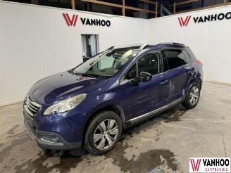 krockskadad bil auto Peugeot 2008  2014/9