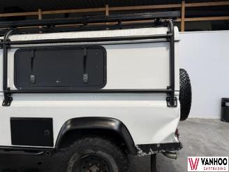 Land Rover Defender  picture 12