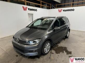 Volkswagen Touran  picture 1