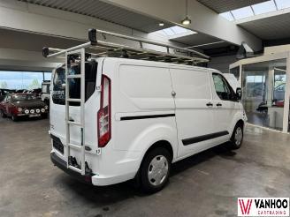 Ford Transit  picture 9