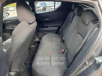 Toyota C-HR C-BUSINESS PLUS picture 16