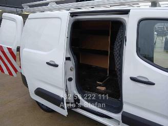 Peugeot Partner PREMIUM picture 23