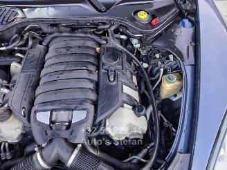 Porsche Panamera 4S picture 26