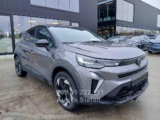 Damaged car Renault Captur TECHNO 2025/4