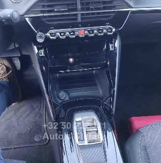 Peugeot 2008  picture 7