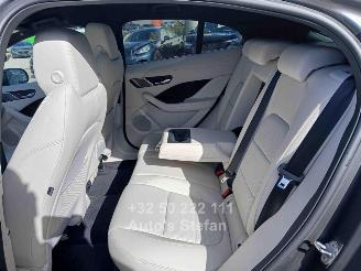 Jaguar I-Pace R-DYNAMIC SE picture 15