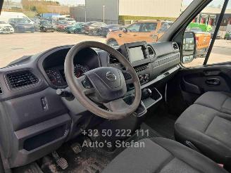 Nissan Interstar TEKNA picture 9