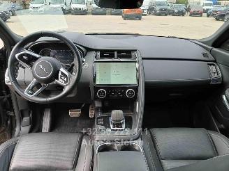 Jaguar E-Pace R-DYNAMIC SE picture 17