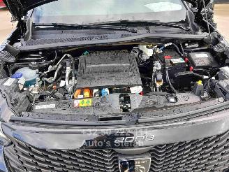 Peugeot 2008 E-ACTIVE picture 52