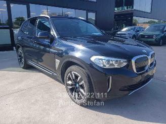 BMW iX3  picture 1