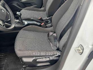 Peugeot 2008 STYLE picture 26