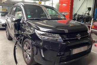 Suzuki Vitara  picture 1