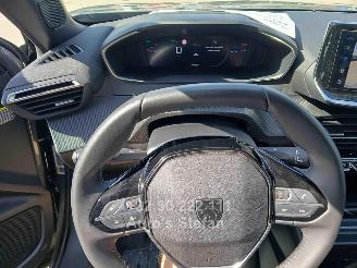 Peugeot 2008 ALLURE picture 18