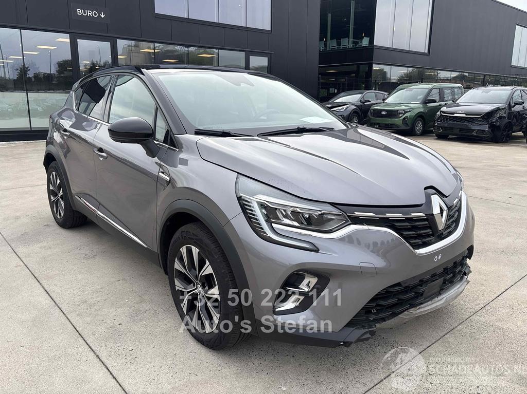 Renault Captur TECHNO