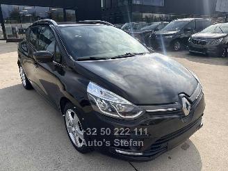 Renault Clio IV GRANDTOUR picture 1