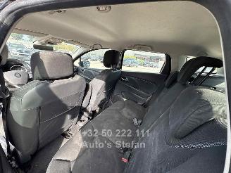 Renault Clio IV GRANDTOUR picture 30