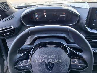 Peugeot 2008 ALLURE picture 10