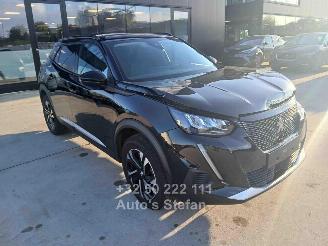 Coche accidentado Peugeot 2008 ALLURE 2022/8