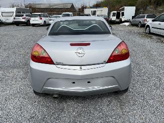 Coche accidentado Opel Tigra 1,8 CABRIO  6000,KM 2005/8