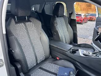 Peugeot 3008 1,2 BENZINE - AUTOMATIC - ALLURE picture 18