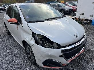 Peugeot 208 ROLAND - GARROS AUTOMATIC picture 11