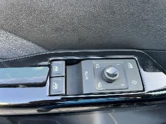 Volkswagen ID.3 62-KWH  -- 150,KW - EDETION picture 23