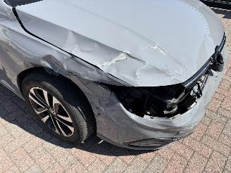 Volkswagen Golf BENZINE UNITED picture 7