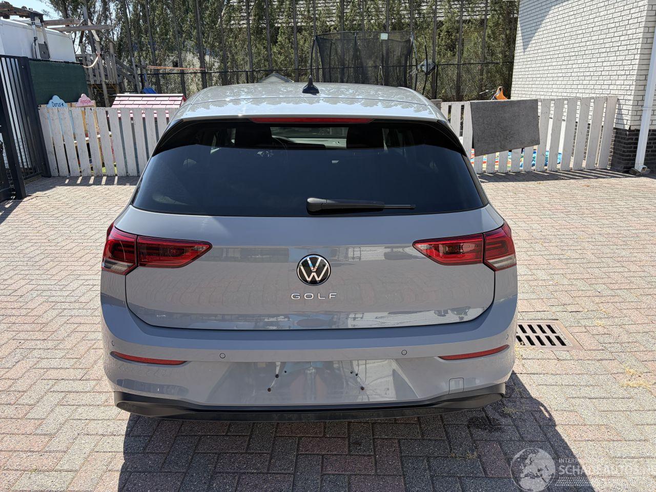 Volkswagen Golf BENZINE UNITED