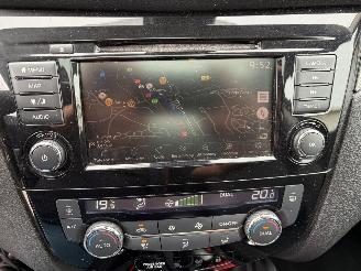 Nissan Qashqai AUTOMATIC -- DIESEL picture 19