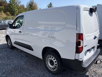 Opel Combo AUTOMATIC - 131 PS XL picture 5