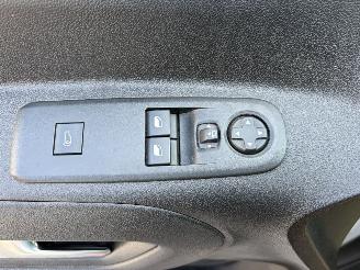 Opel Combo AUTOMATIC - 131 PS XL picture 18