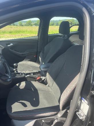 Ford Focus ST-LINE picture 8