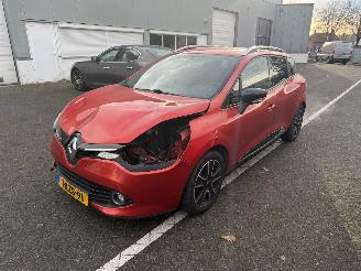 Damaged car Renault Clio 0.9 Tce Expression 2013/8