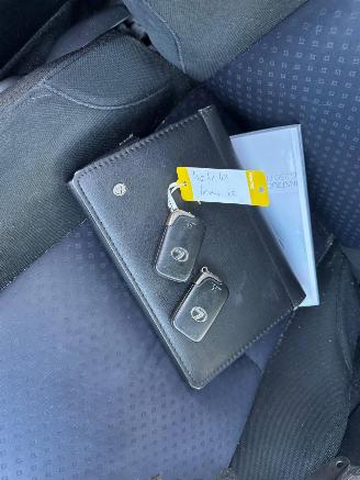 Lexus IS 220d Business picture 16