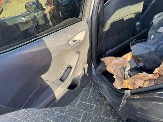 Ford Fiesta 1.5 TDCi Titanium picture 17