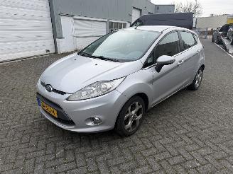 Ford Fiesta 1.4 Titanium picture 1