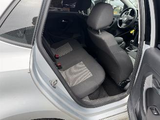 Volkswagen Polo 1.2TDI picture 10