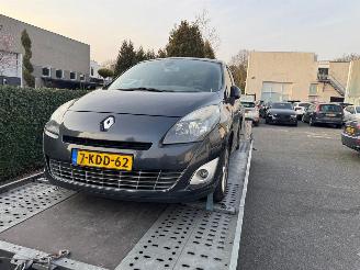 uszkodzony samochody osobowe Renault Grand-scenic 1.4 TCe Bose 7p 2011/12