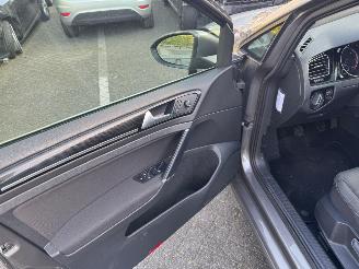 Volkswagen Golf 1.6 TDI Highline picture 7
