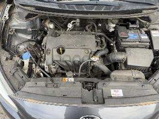 Kia Cee d 1.4 CVVT X-tra picture 19