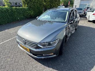  Volkswagen Passat 1.4 TSI Connected Series 2016/12