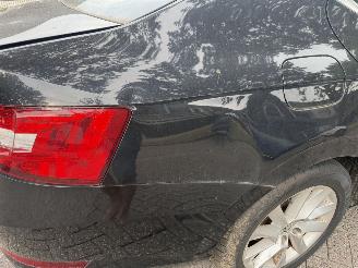 Skoda Superb 1.6TDI Ambition Business picture 8