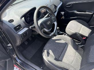 Kia Picanto 1.0 CVVT ISG Airco picture 8