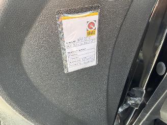 Kia Picanto 1.0 CVVT ISG Airco picture 9