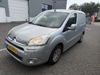 skadebil bedrijf Citroën Berlingo Marge 1.6 e-HDI 500 Club Economy 2014/5