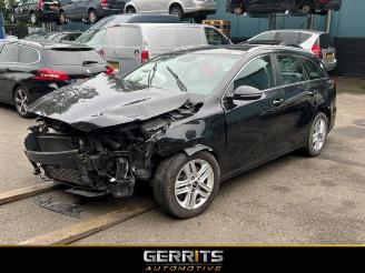 Autoverwertung Kia Cee d Ceed Sportswagon (CDF), Combi 5-drs, 2018 1.6 CRDi 16V VGT 2019/8