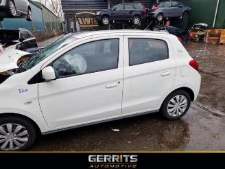 Vrakbiler auto Mitsubishi Space-star Space Star (A0), Hatchback, 2012 1.0 12V 2018/8