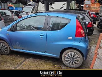 Uttjänta bilar auto Peugeot 107 107, Hatchback, 2005 / 2014 1.0 12V 2006/1