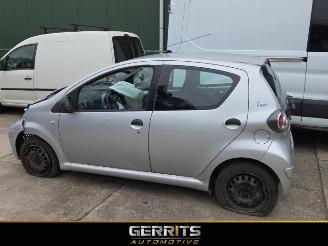 Uttjänta bilar auto Toyota Aygo Aygo (B10), Hatchback, 2005 / 2014 1.0 12V VVT-i 2010/8