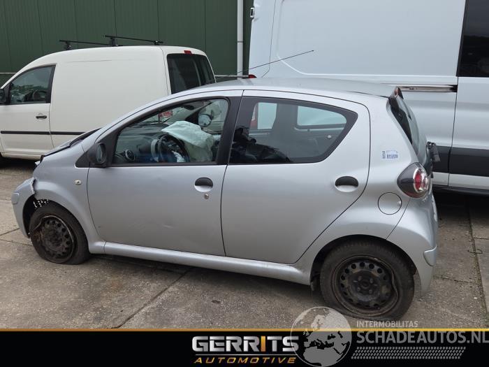 Toyota Aygo Aygo (B10), Hatchback, 2005 / 2014 1.0 12V VVT-i